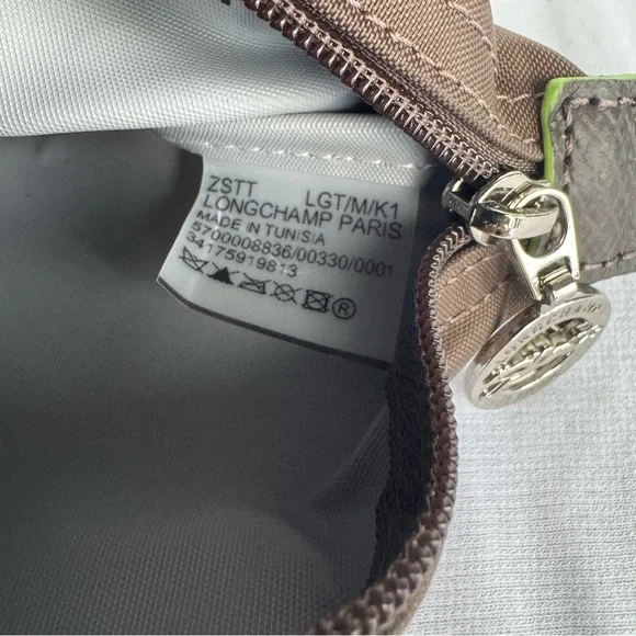 NWOT LONGCHAMP Le Pliage Green Pouch with Handle - Picture 15 of 16